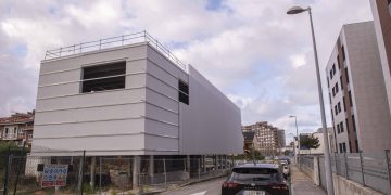 Dos empresas compiten por la finalización de la Tecnoteca de Torrelavega, un proyecto innovador para jóvenes