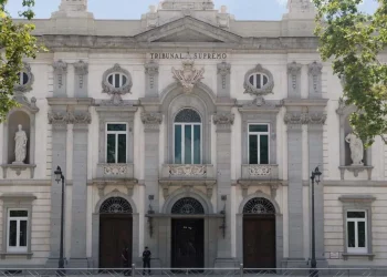 El Tribunal Supremo confirma la condena de 16 años de prisión a un cántabro por intentar matar a su esposa e hija