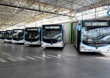 El PRC propone convertir las antiguas cocheras del TUS en aparcamiento, pero se queda solo en el Pleno