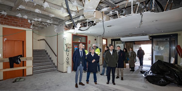 Cantabria impulsa la educación de adultos con la remodelación de la Casa del Doctor Arines y el antiguo centro de salud de Cabezón de la Sal