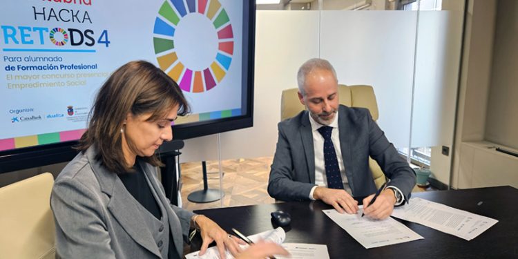 Primer Cantabria Hackaretods reúne a estudiantes y docentes en el mayor reto de emprendimiento del norte