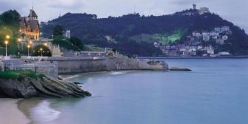 El sector turístico en España cierra 2024 con un crecimiento del 16,1% en ingresos y un aumento del 10,1% en llegadas