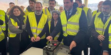 El ministro Óscar Puente destaca el avance de las obras de conexión ferroviaria al Puerto de A Coruña, con la finalización del túnel principal