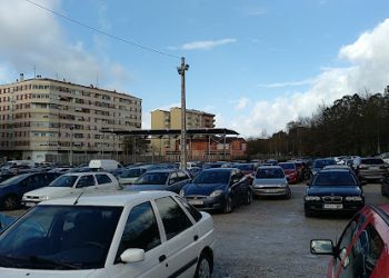 Un hombre herido en un tiroteo en el barrio de La Inmobiliaria en Torrelavega