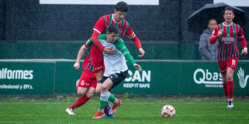 La Gimnástica se lleva el derbi ante el Rayo Cantabria con un gol en el 84 (0-1)
