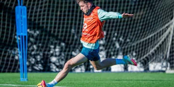 El Comité Disciplinario mantiene la sanción a Íñigo Vicente, pese al recurso del Racing