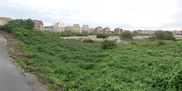 Una mujer de 91 años, atropellada en Santander al incorporarse un turismo a la circulación