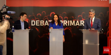 Pablo Zuloaga y Pedro Casares protagonizan un debate intenso en la carrera por la Secretaría General del PSOE de Cantabria