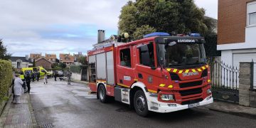 Un hombre fallece en el incendio de un chalé en Cacicedo de Camargo