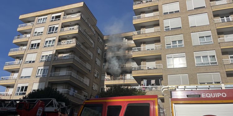 Incendio en un edificio de la Avenida del Besaya sin heridos