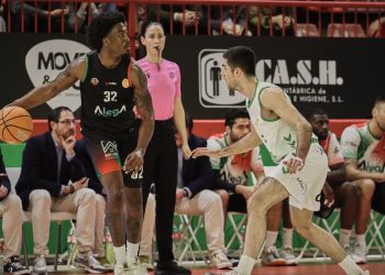 El Grupo Alega Cantabria rompe su sequía con una victoria clave ante Amics Castelló