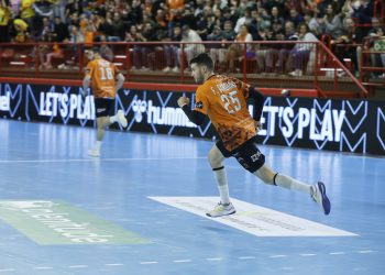 Facundo Cangiani renueva con el Bathco BM Torrelavega y sumará su séptima temporada en el club