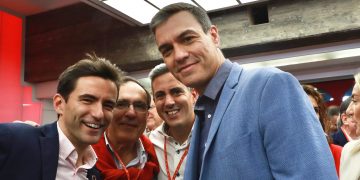 Zuloaga y Casares registran los avales necesarios para disputar la Secretaría General del PSOE de Cantabria