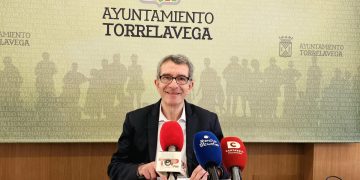 Torrelavega cede a Gesvican un edificio para construir 12 viviendas de alquiler protegido