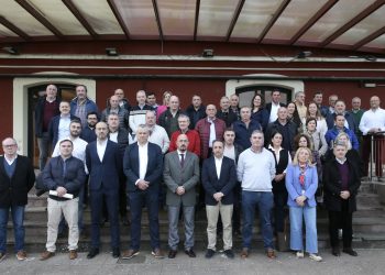 Pascual descarta refuerzos sanitarios para el verano pese a prometer en octubre «un verano de 2025 tranquilo»