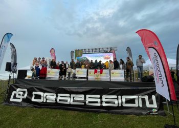 Manuel Lezcano, campeón de España de olas grandes en una edición de La Vaca Gigante sin ganador absoluto