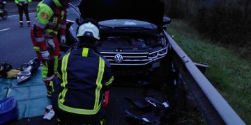 Herido un conductor tras chocar contra un camión en la A-8 a la altura de Liendo