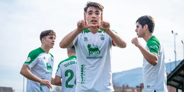 Los equipos cántabros en Segunda Federación suman empates en una jornada de lucha y falta de pegada