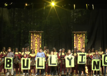 El Carnaval Santoñés arranca con emoción en la primera noche de preliminares