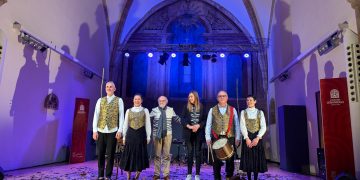 El espectáculo ‘Tonada’ inicia en Madrid su recorrido por las Casas de Cantabria en España