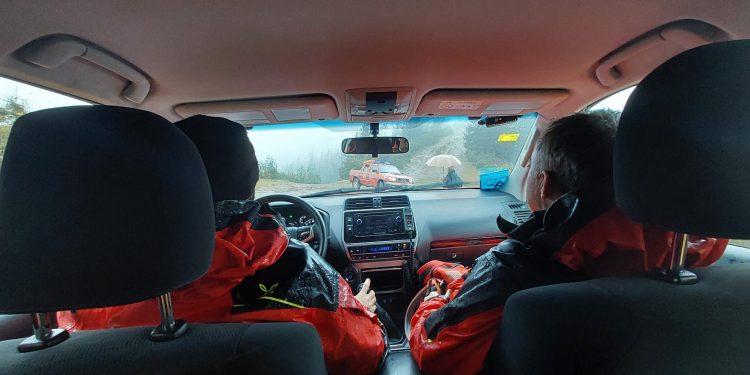 Rescatan a un corredor de trail accidentado en Los Corrales de Buelna