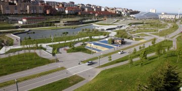 Cuatro empresas optan a la reparación y consolidación de los elementos metálicos del Parque de Las Llamas