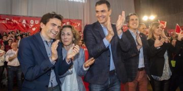 Casares y Zuloaga se juegan el liderazgo del PSOE de Cantabria en unas primarias de máxima tensión
