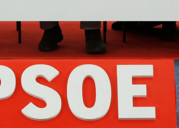 Zuloaga y Casares debatirán hoy por la Secretaría General del PSOE de Cantabria