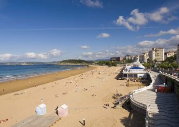 Santander solicita a Costas la concesión del edificio Rema