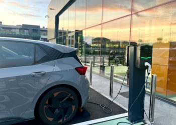 Gesvican aprueba la última fase del proyecto de puntos de recarga en Cantabria