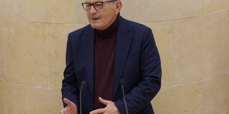 El PRC exige al Gobierno explicaciones por la crisis en Sidenor y Bridgestone y reclama un plan industrial urgente