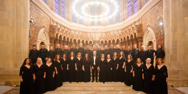 La Camerata Coral de la UC celebra su 50 aniversario con un concierto especial