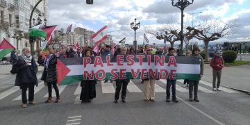 800 personas se manifiestan en Santander en apoyo a Palestina y contra la inacción internacional