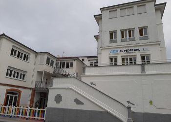 UGT rechaza el cierre del colegio El Pedregal de Castro Urdiales y exige garantizar la continuidad de la escuela pública