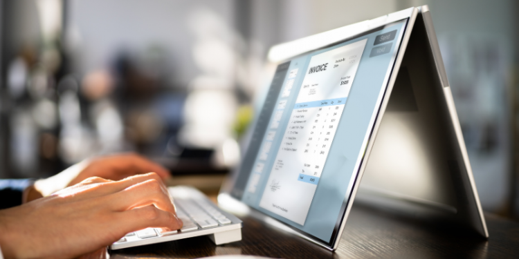 La Cámara de Comercio de Torrelavega impulsa la digitalización empresarial con un ciclo formativo sobre facturación electrónica