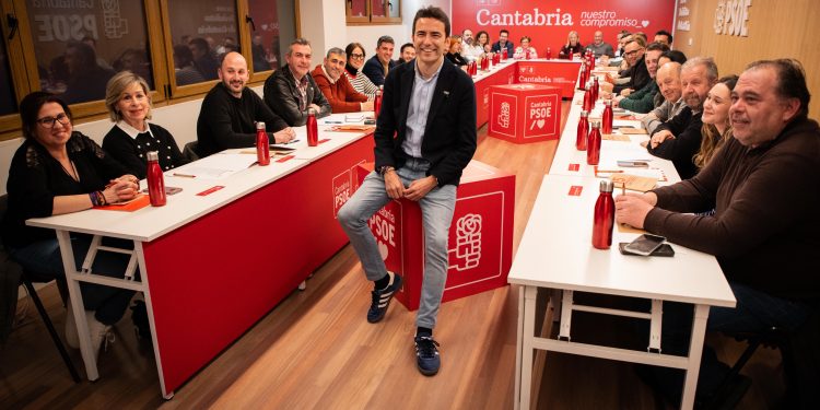 Pedro Casares (PSOE) marca la vivienda como “objetivo de legislatura” y aspira a liderar Cantabria en 2027