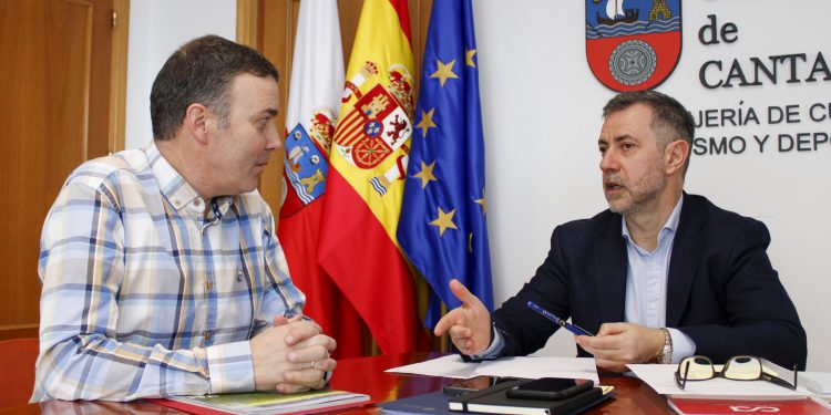 La Consejería de Cultura y el Ayuntamiento de Valdeolea impulsarán un centro expositivo sobre Camesa-Rebolledo para fomentar el turismo cultural