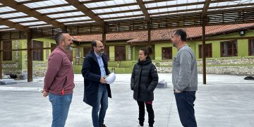 La cubierta del patio del colegio Menéndez Pelayo estará operativa en abril