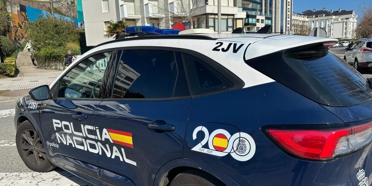 Dos mujeres detenidas en Santander por estafar 9.000 euros a una víctima con el timo del «tocomocho»