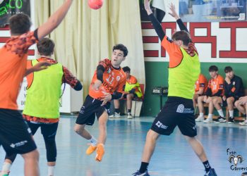 Torrelavega, Los Corrales de Buelna, Laredo y Santander acogerán las fases finales del balonmano cántabro
