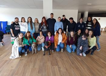 El Centro Municipal de Formación de Torrelavega acoge una jornada sobre terapias asistidas con animales
