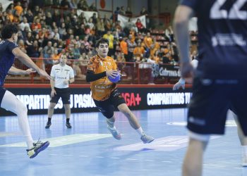 Carlos Gómez renueva con el Bathco BM Torrelavega hasta 2029