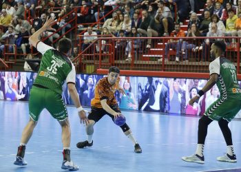 Marko Jurkovic, baja en el Balonmano Torrelavega por lesión en la espalda