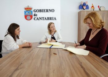 Cantabria refuerza su apoyo a las actuaciones folclóricas en las Casas regionales