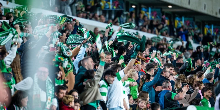 Las entradas para Racing-Zaragoza salen a la venta hoy con precios desde 10 euros