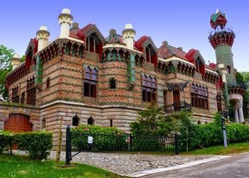 Cantabria impulsará la candidatura de El Capricho de Gaudí como Patrimonio de la Humanidad