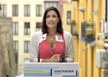 Gema Igual asegura que cumplirá la ley sobre el callejero franquista pero critica la «incomodidad» para los vecinos