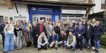 El PP inaugura su nueva sede en Ribamontán al Monte para estar «más cerca de los vecinos»