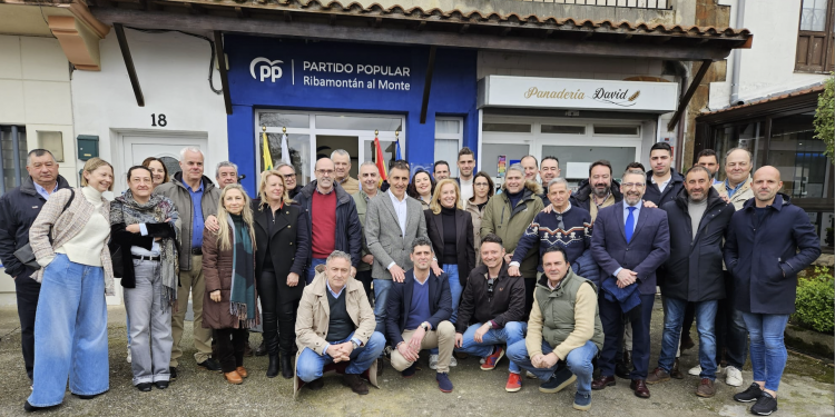 El PP inaugura su nueva sede en Ribamontán al Monte para estar «más cerca de los vecinos»