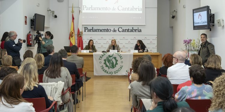 Cantabria celebra el Día Mundial del Trabajo Social reconociendo su labor esencial en la sociedad